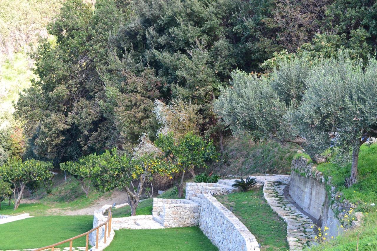 Borgo Rosso Di Sera - Resort Country Chic San Lucido Exterior foto