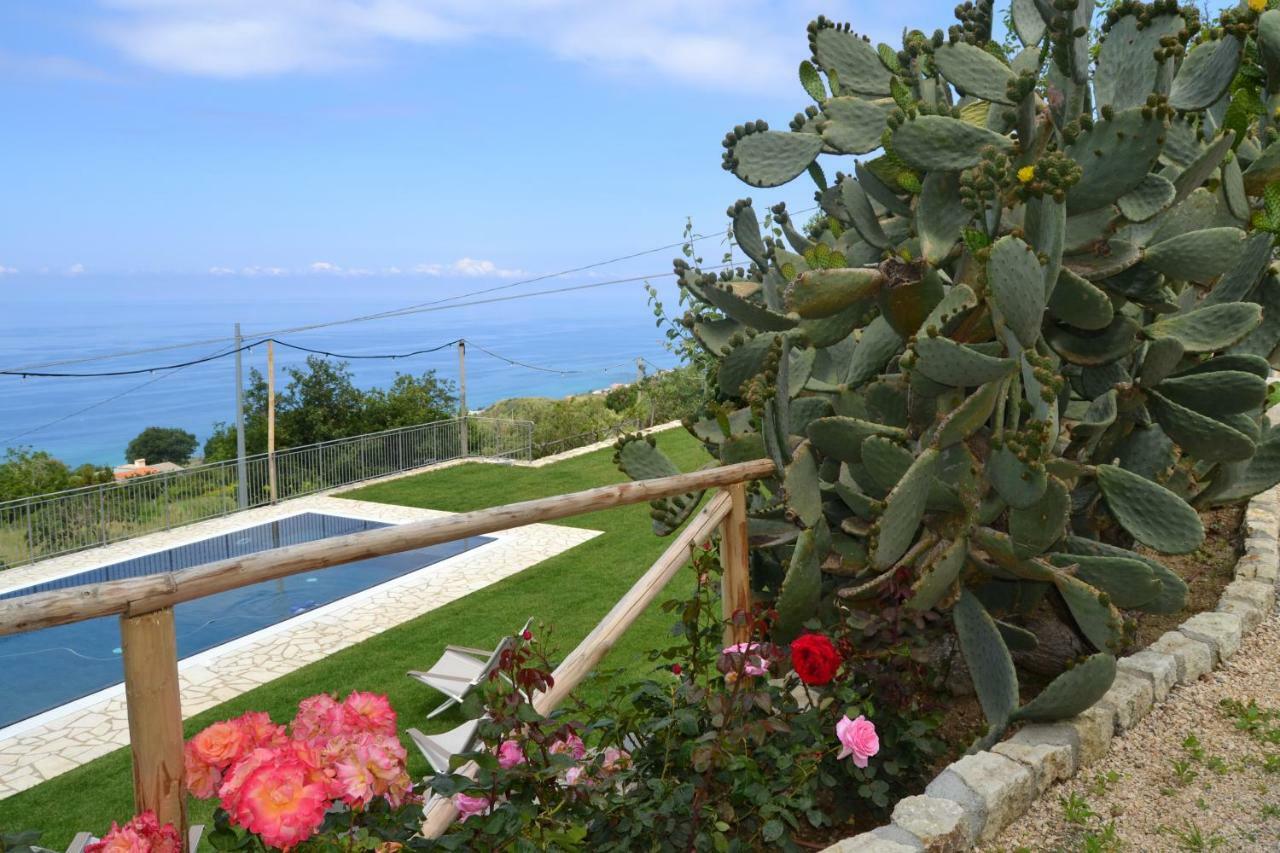 Borgo Rosso Di Sera - Resort Country Chic San Lucido Exterior foto